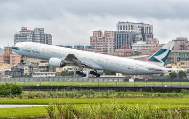 B-HNE - Cathay Pacific Boeing 777-300
