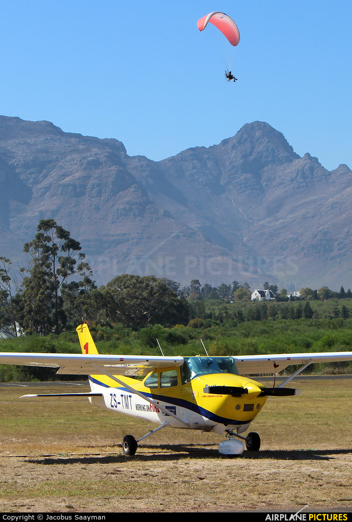  ZS-TMT aircraft at Stellenbosch