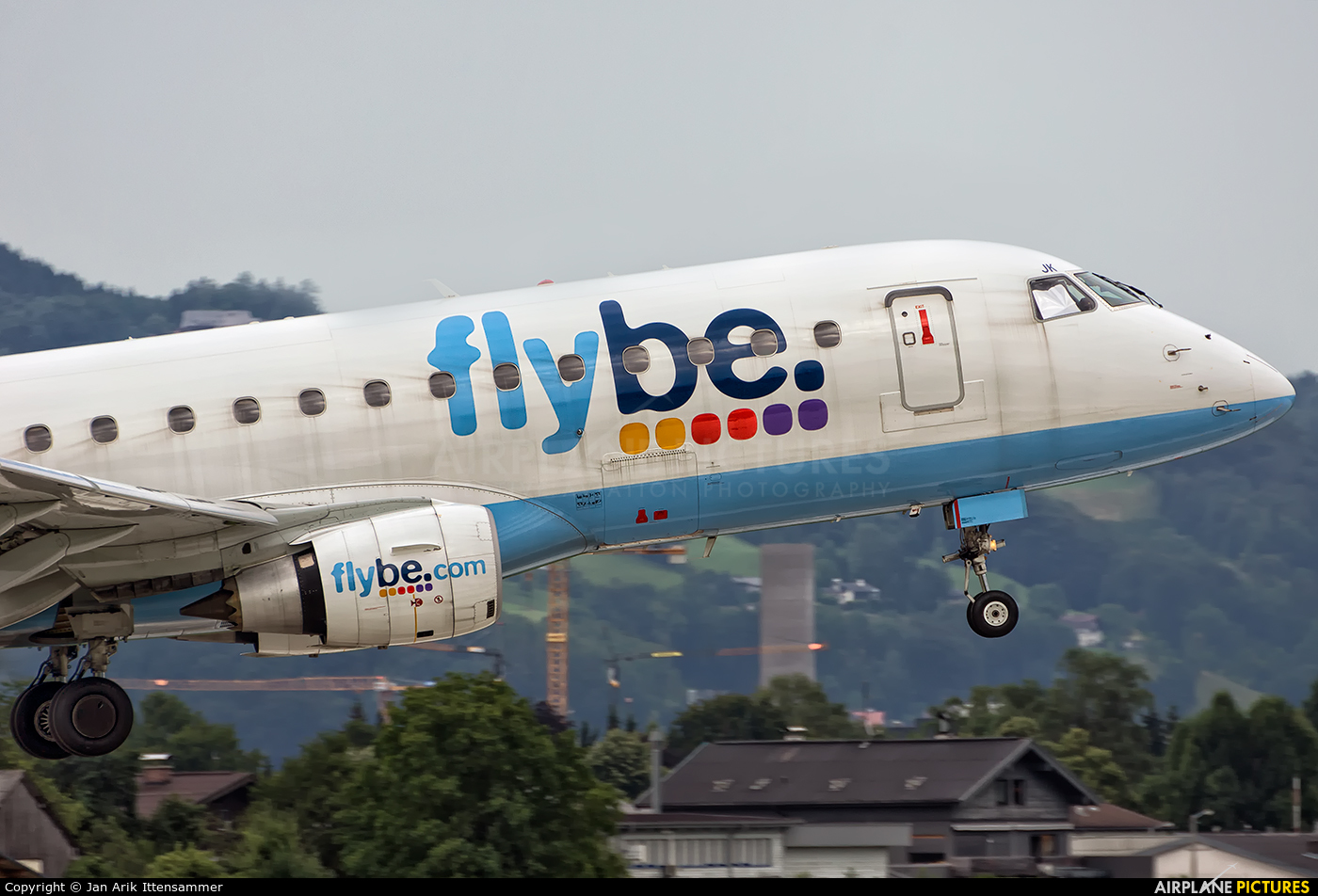 Flybe G-FBJK aircraft at Salzburg