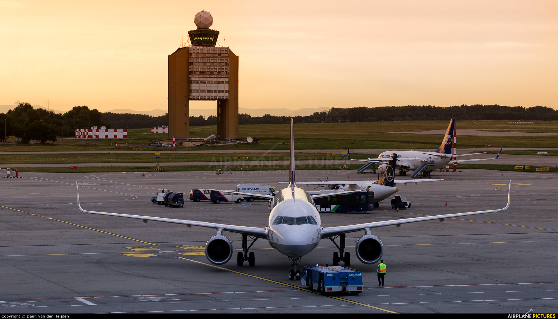 Lufthansa D-AIUB aircraft at Budapest Ferenc Liszt International Airport