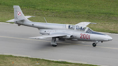 2001 - Poland - Air Force PZL TS-11 Iskra