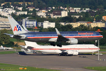 N39356 - American Airlines Boeing 767-300ER