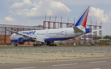 EI-UNX - Transaero Airlines Boeing 777-200ER
