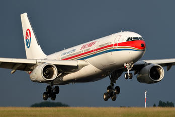 B-5937 - China Eastern Airlines Airbus A330-200