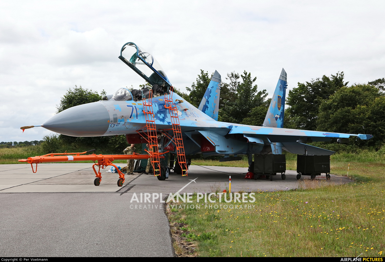 Ukraine - Air Force 71 aircraft at Skrydstrup