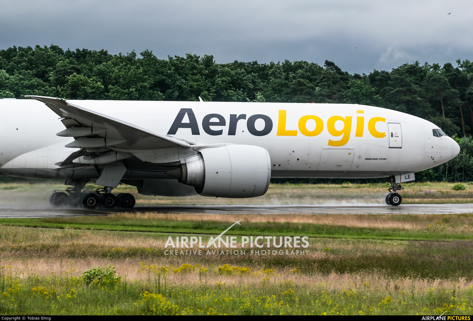 AeroLogic D-AALE aircraft at Frankfurt