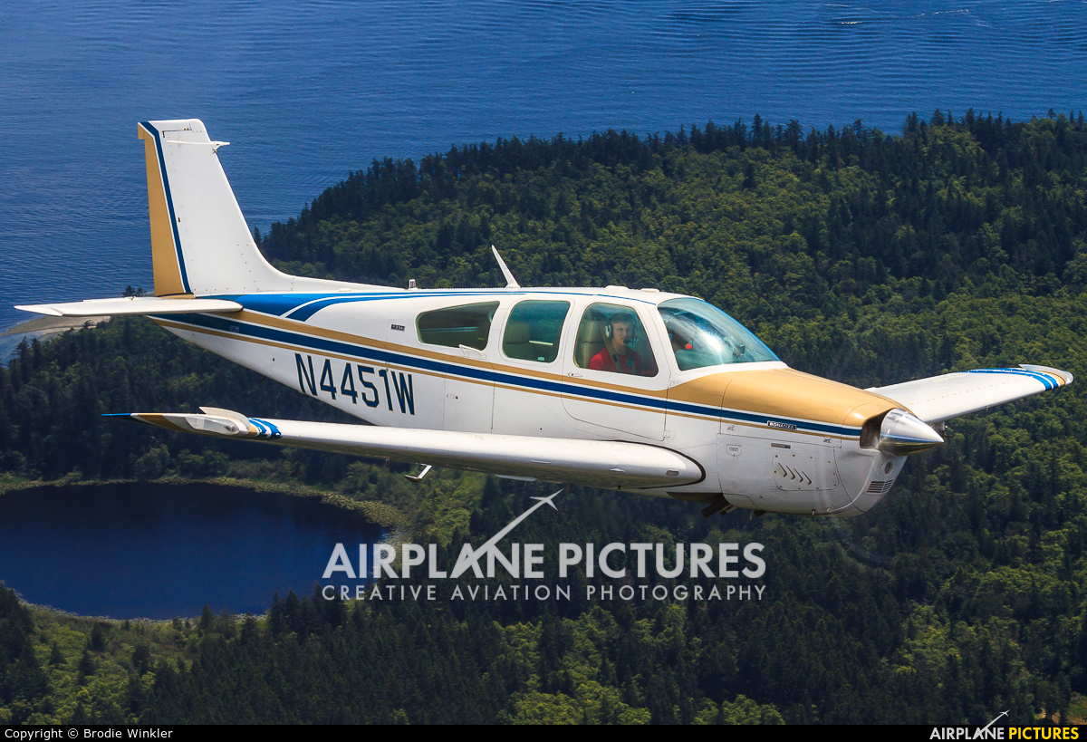 Private N4451W aircraft at In Flight - Washington (State)