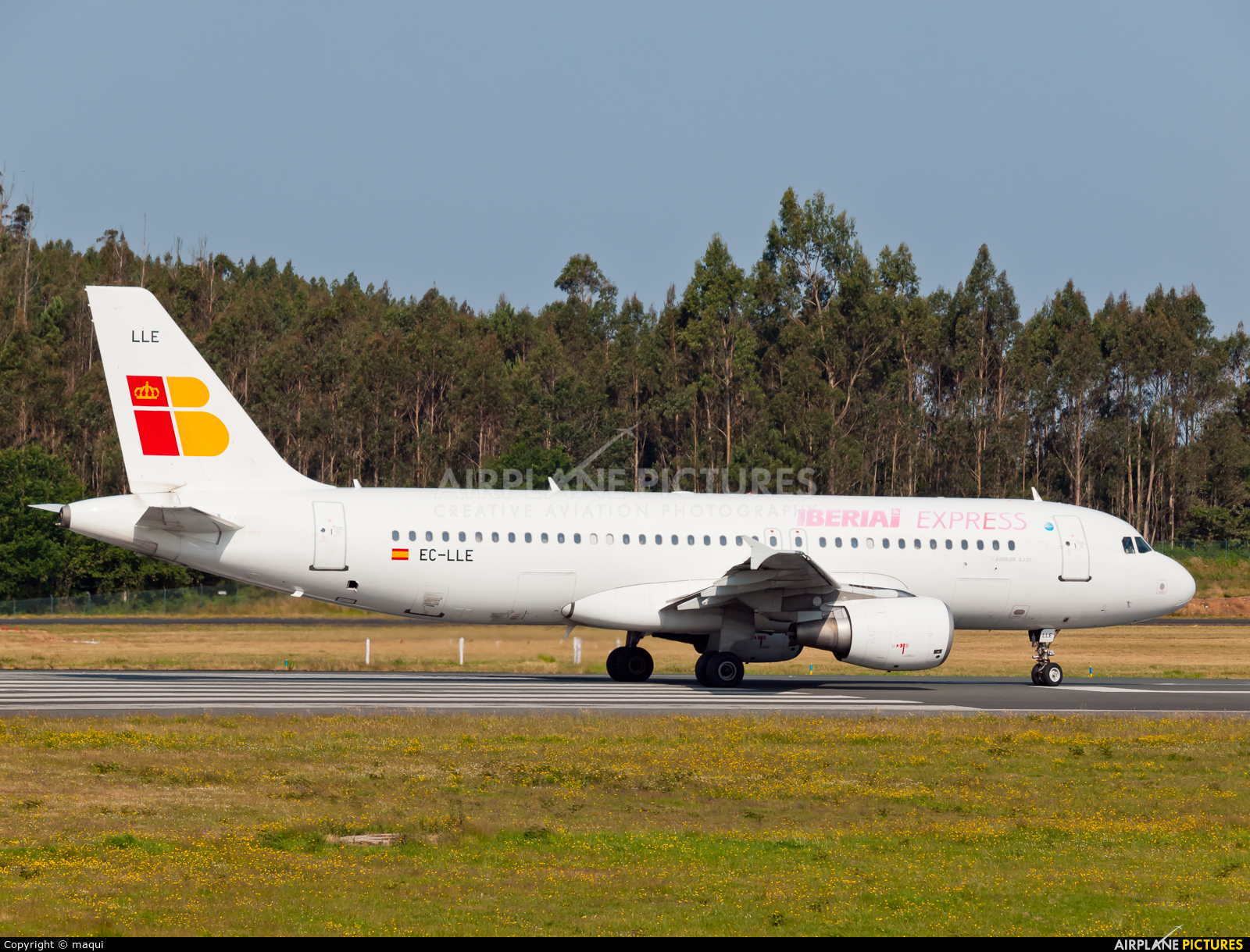 Iberia Express EC-LLE aircraft at Santiago de Compostela