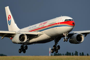 B-5937 - China Eastern Airlines Airbus A330-200