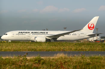 JA838J - JAL - Japan Airlines Boeing 787-8 Dreamliner