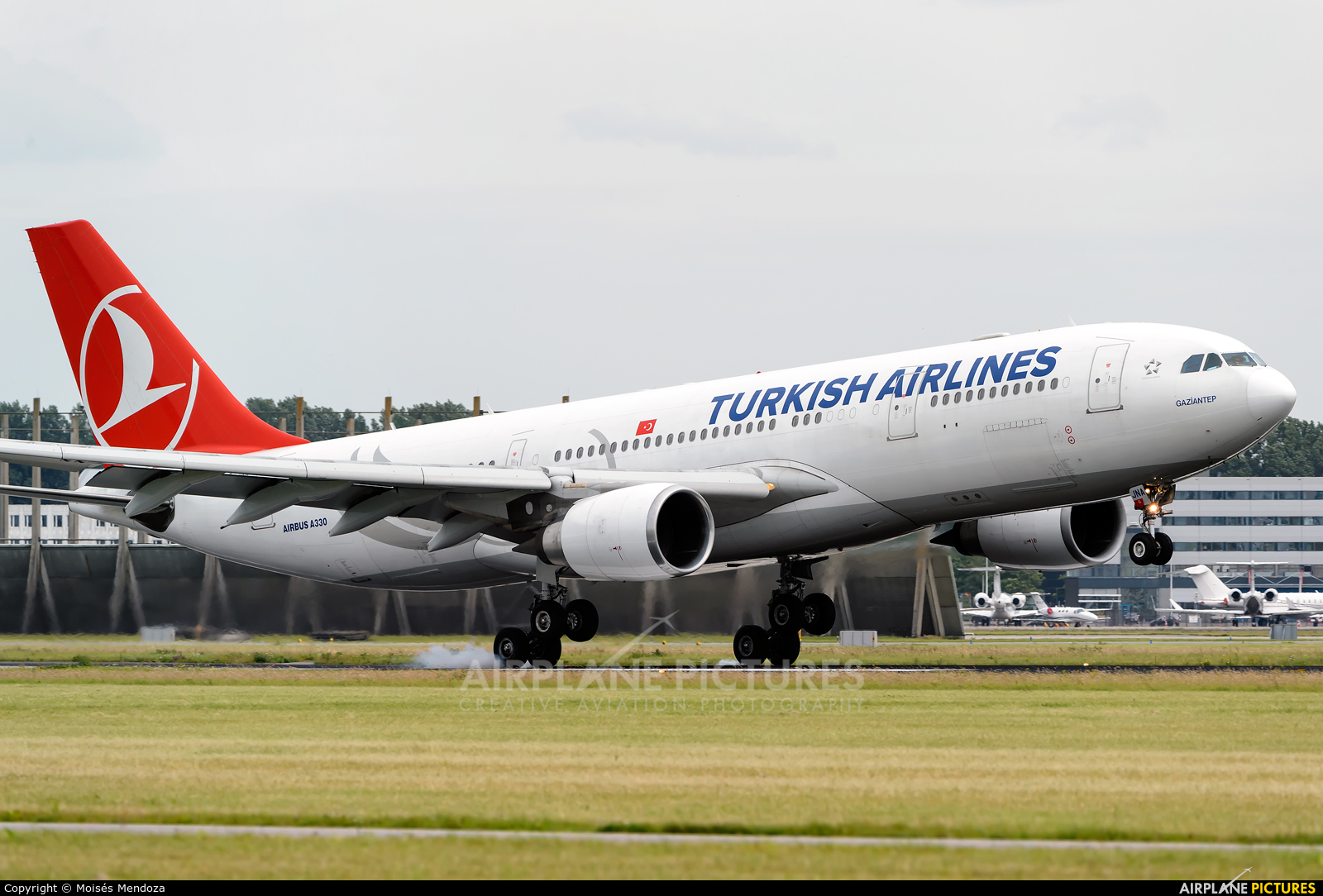 Turkish Airlines TC-JNA aircraft at Amsterdam - Schiphol