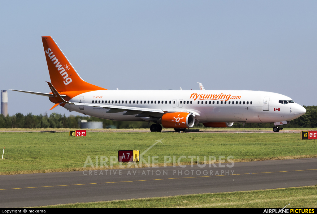 Sunwing Airlines C-FEAK aircraft at East Midlands