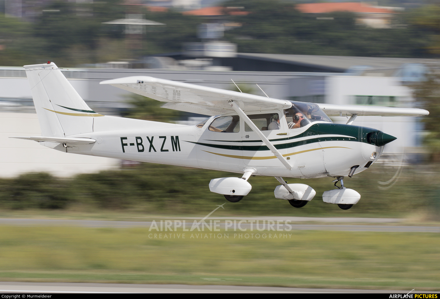Private F-BXZM aircraft at Cannes - Mandelieu