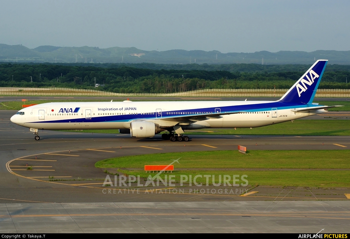 ANA - All Nippon Airways JA757A aircraft at New Chitose
