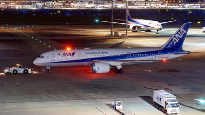 JA874A - ANA - All Nippon Airways Boeing 787-8 Dreamliner