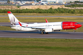 LN-DYE - Norwegian Air Shuttle Boeing 737-800