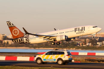 DQ-FJM - Fiji Airways Boeing 737-800