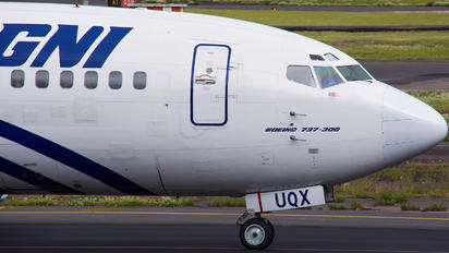 XA-UQX - Magnicharters Boeing 737-300