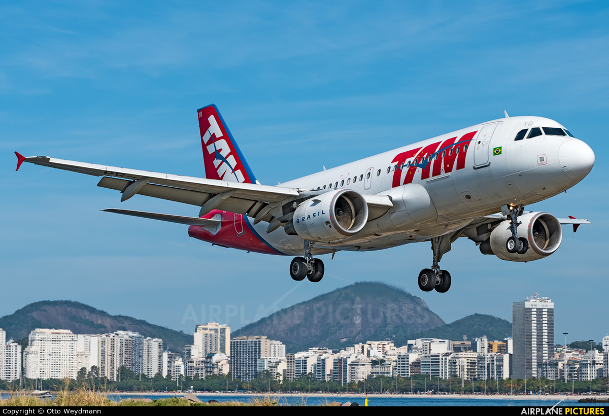 TAM PR-MYB aircraft at Rio de Janeiro - Santos Dumont
