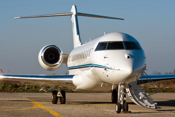 I-PFLY - Albinati Aéronautics Bombardier BD-700 Global 6000