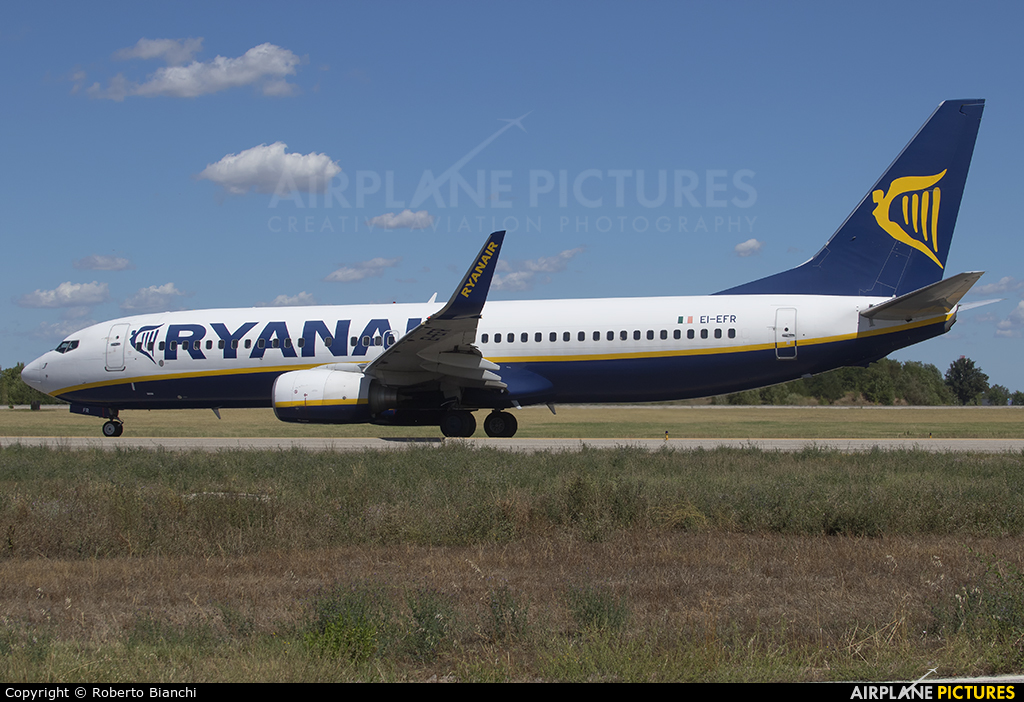 Ryanair EI-EFR aircraft at Bologna - Borgo Panigale