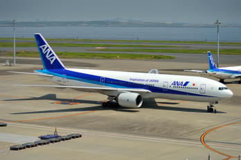 JA701A - ANA - All Nippon Airways Boeing 777-200
