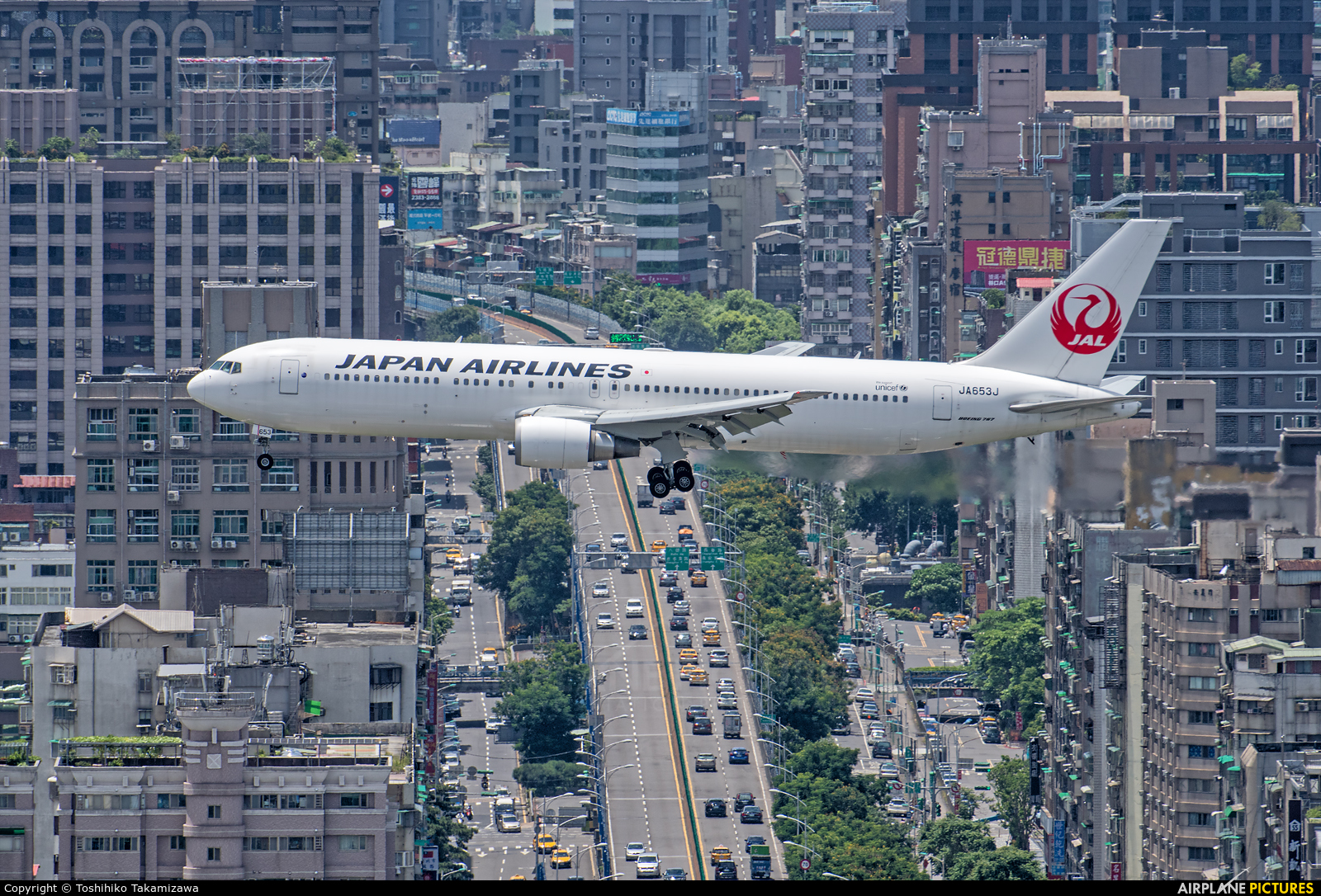 JAL - Japan Airlines JA653J aircraft at Taipei Sung Shan/Songshan Airport