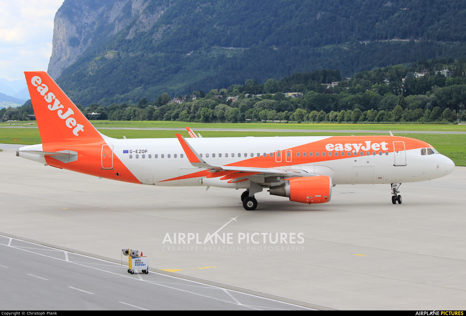 easyJet G-EZOP aircraft at Innsbruck