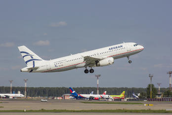 SX-DVI - Aegean Airlines Airbus A320