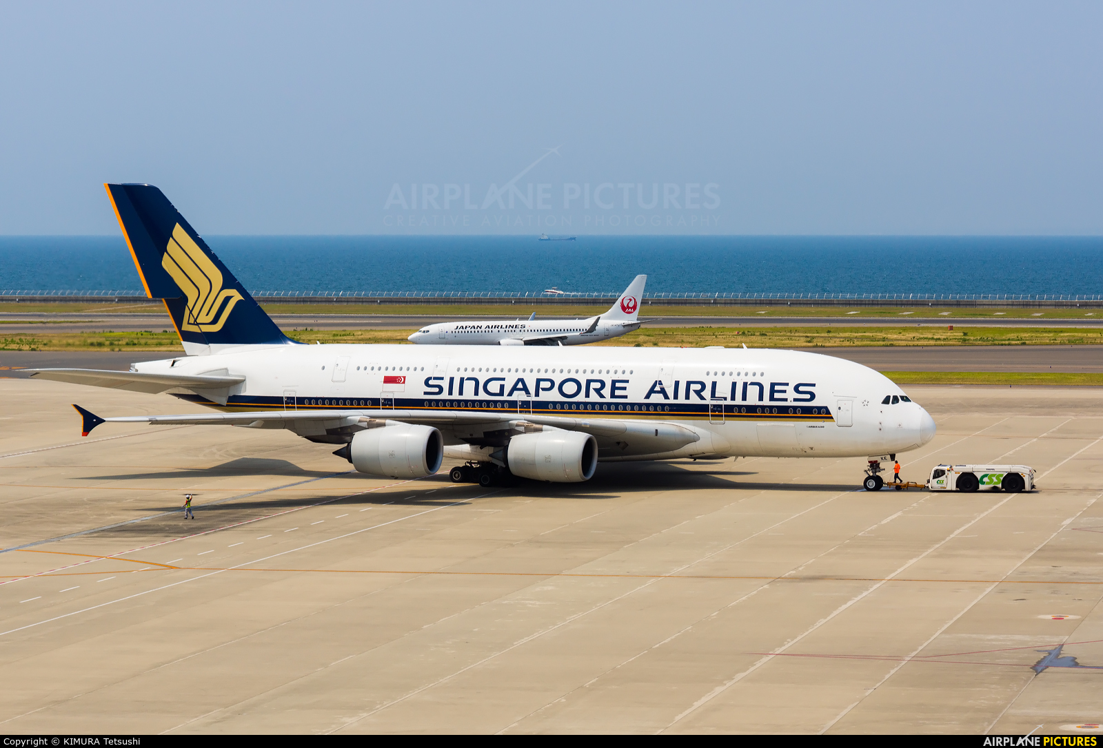 Singapore Airlines 9V-SKE aircraft at Chubu Centrair Intl