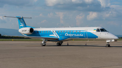 UR-DNP - Dniproavia Embraer EMB-145