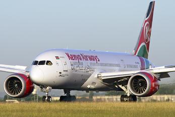 5Y-KZA - Kenya Airways Boeing 787-8 Dreamliner