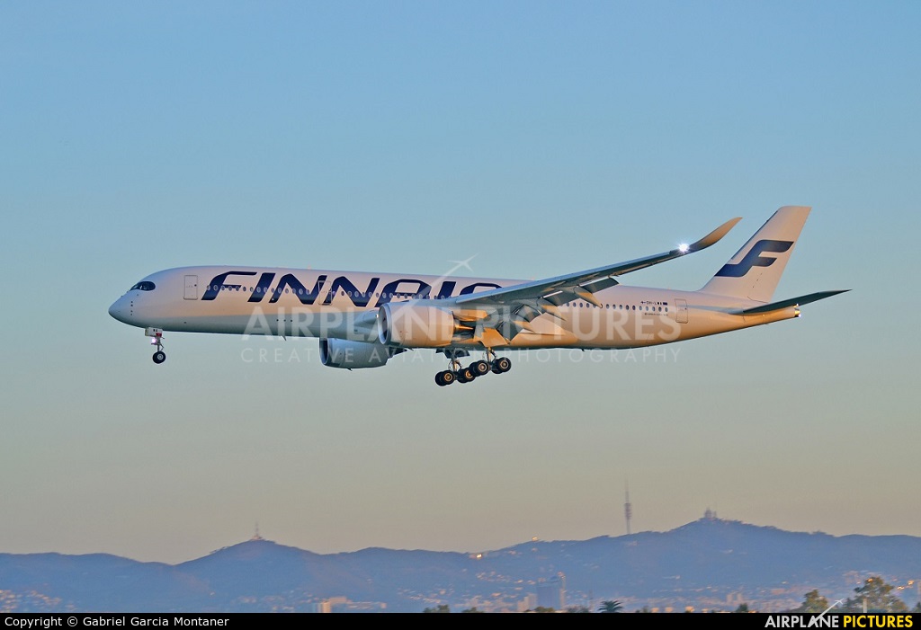 Finnair OH-LWA aircraft at Barcelona - El Prat