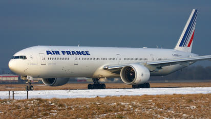 F-GSQS - Air France Boeing 777-300ER