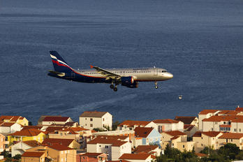 VP-BZQ - Aeroflot Airbus A320