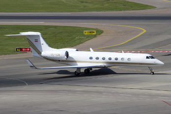 OE-IZM - Avcon Jet AG Gulfstream Aerospace G-V, G-V-SP, G500, G550