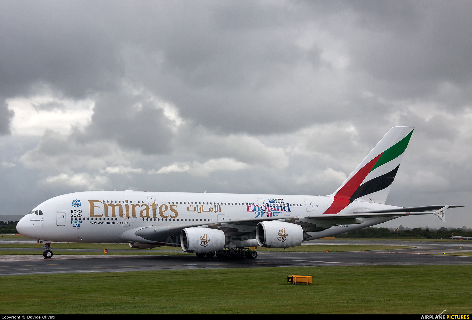 Emirates Airlines A6-EDV aircraft at Manchester