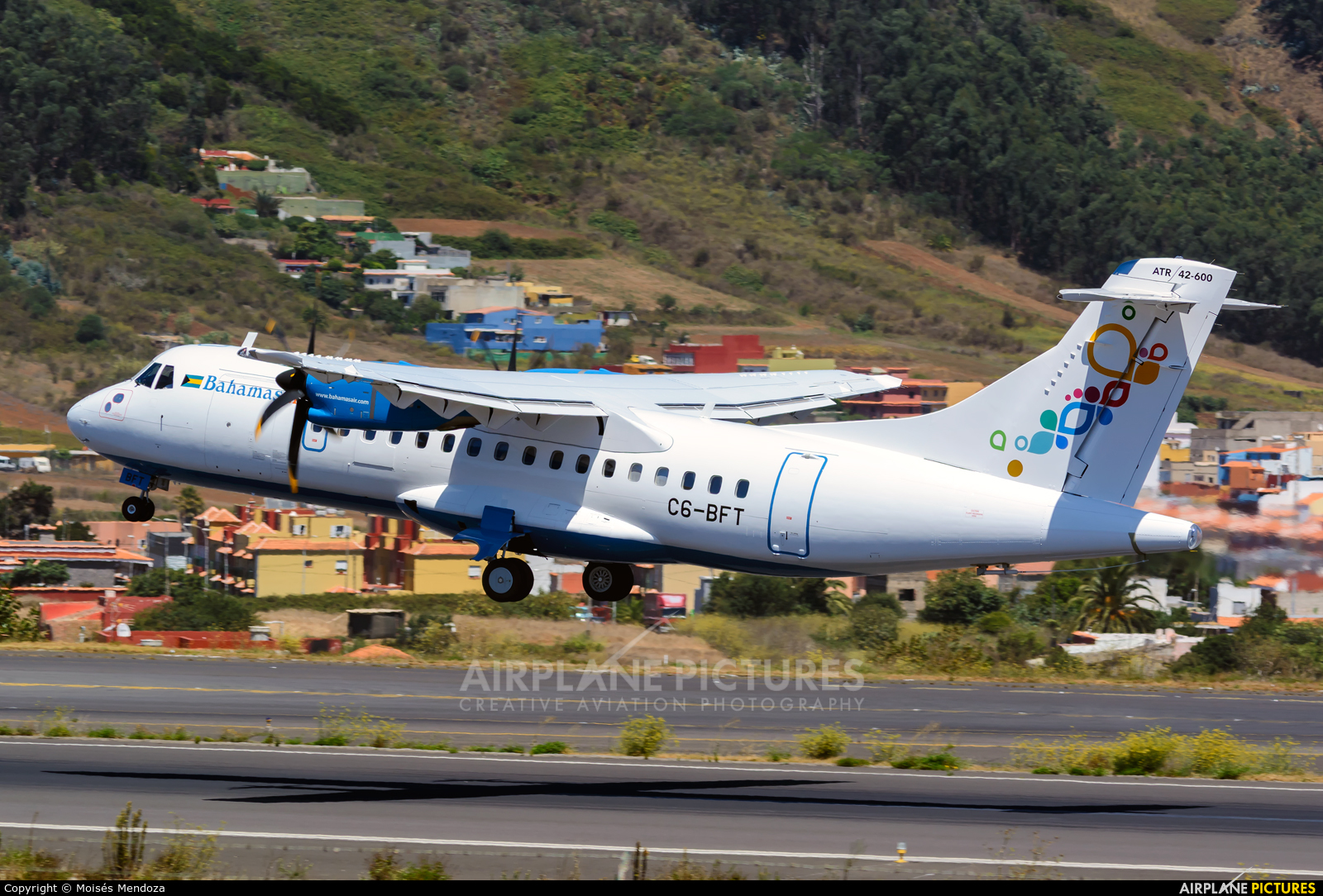 Bahamasair C6-BFT aircraft at Tenerife Norte - Los Rodeos