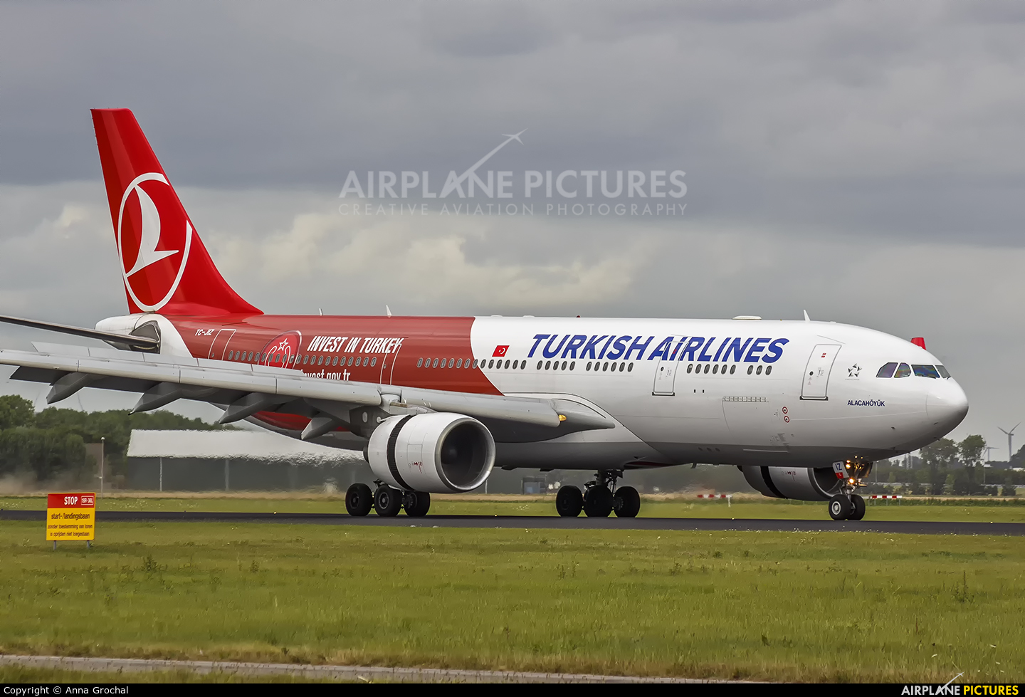 Turkish Airlines TC-JIZ aircraft at Amsterdam - Schiphol