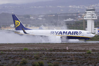 EI-EBX - Ryanair Boeing 737-800