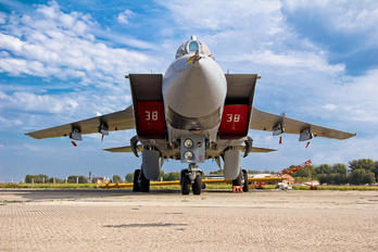 RF-90898 - Russia - Air Force Mikoyan-Gurevich MiG-31 (all models)
