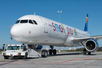 SP-HAZ - Small Planet Airlines Airbus A321