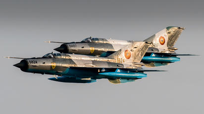 6824 - Romania - Air Force Mikoyan-Gurevich MiG-21 LanceR C