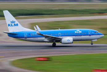 PH-BGX - KLM Boeing 737-700