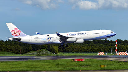 B-18806 - China Airlines Airbus A340-300