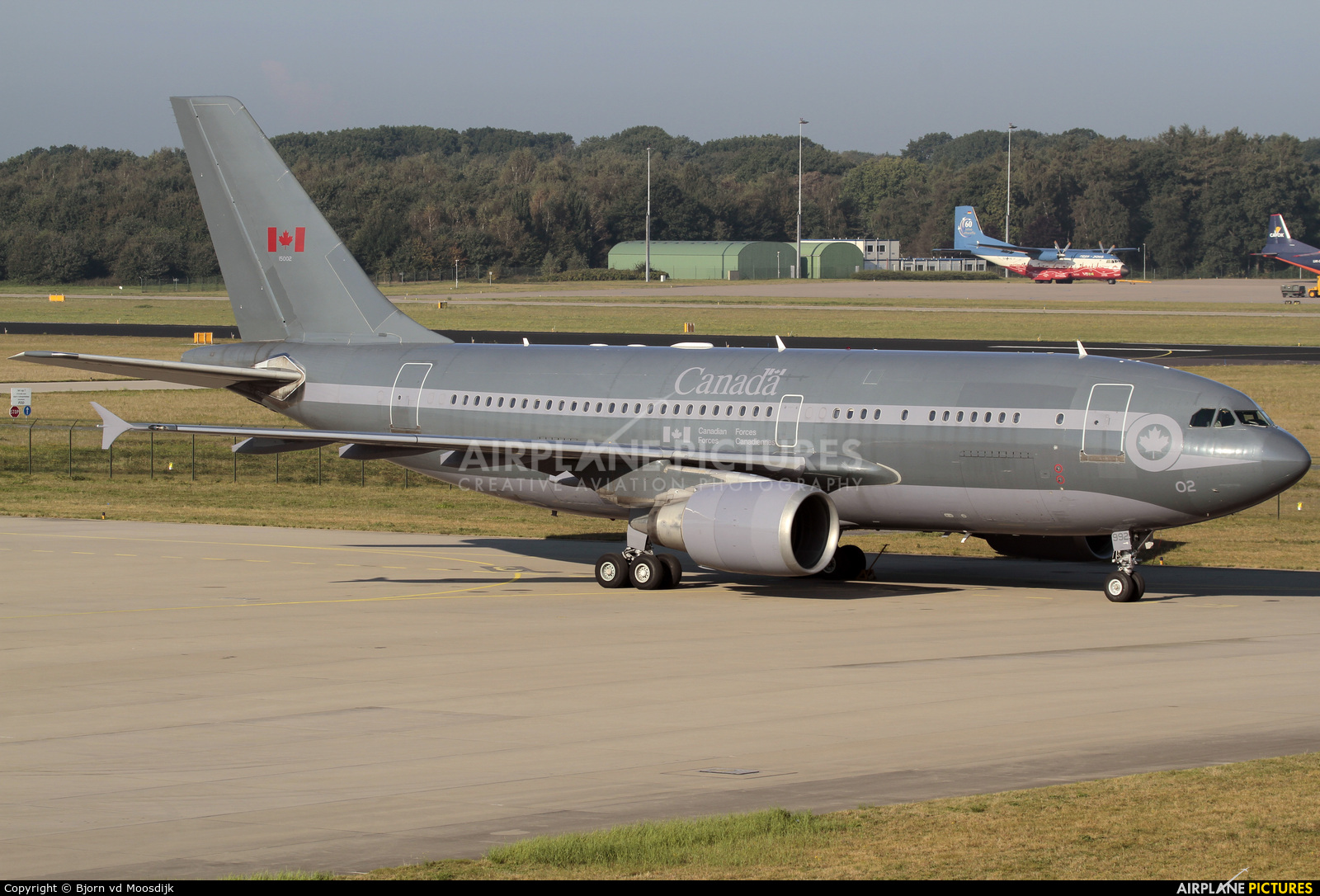 Canada - Air Force 15002 aircraft at Eindhoven