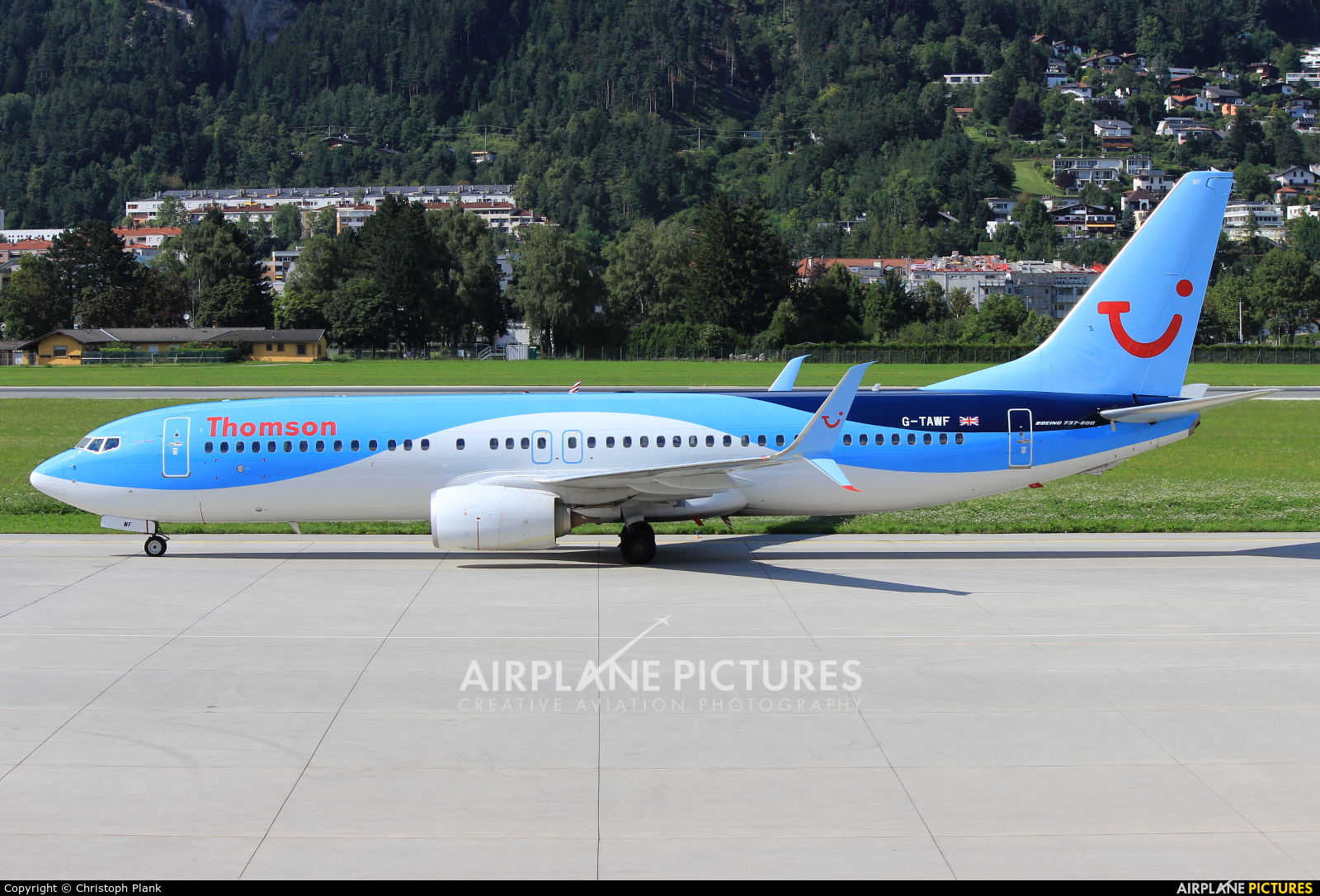 Thomson/Thomsonfly G-TAWF aircraft at Innsbruck