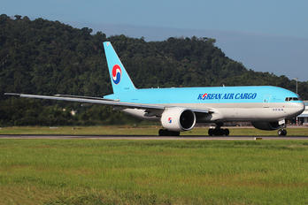 HL8285 - Korean Air Cargo Boeing 777F