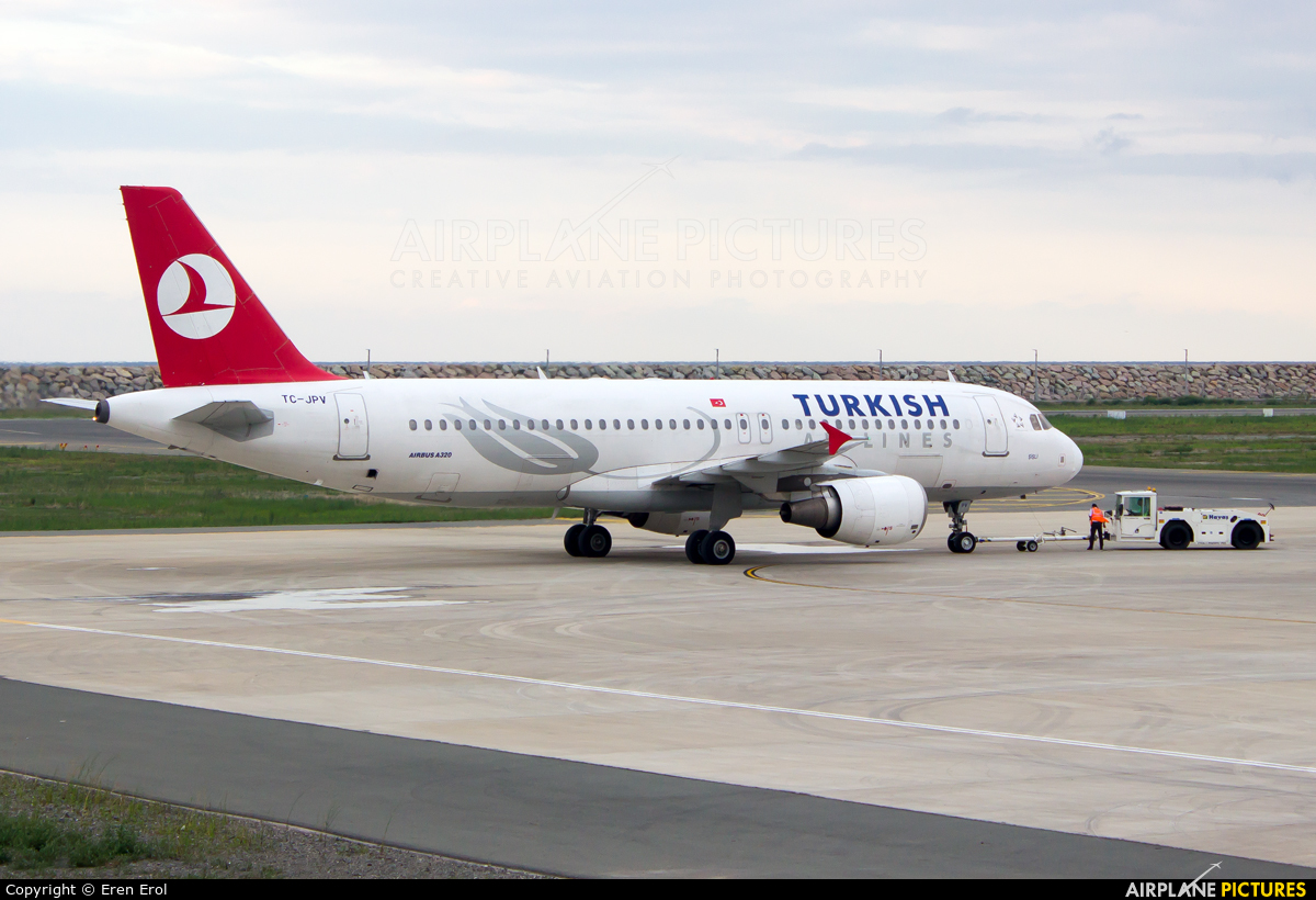 Turkish Airlines TC-JPV aircraft at Ordu-Giresun Airport