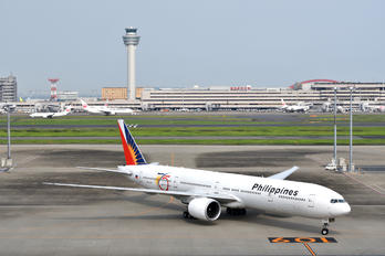 RP-C7776 - Philippines Airlines Boeing 777-300ER